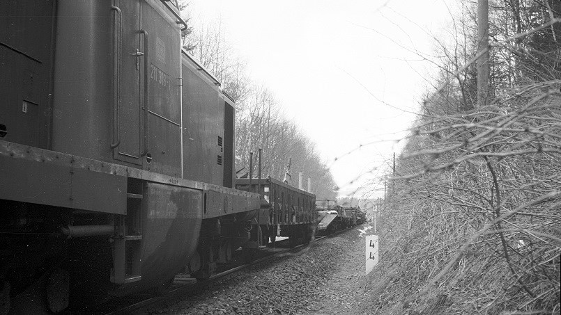 Bauarbeiten mit 086 201-1 - Bauarbeiten in Hildbrandsgrün mit 211 318-1 - Foto: Roland Fraas, Neuenmarkt